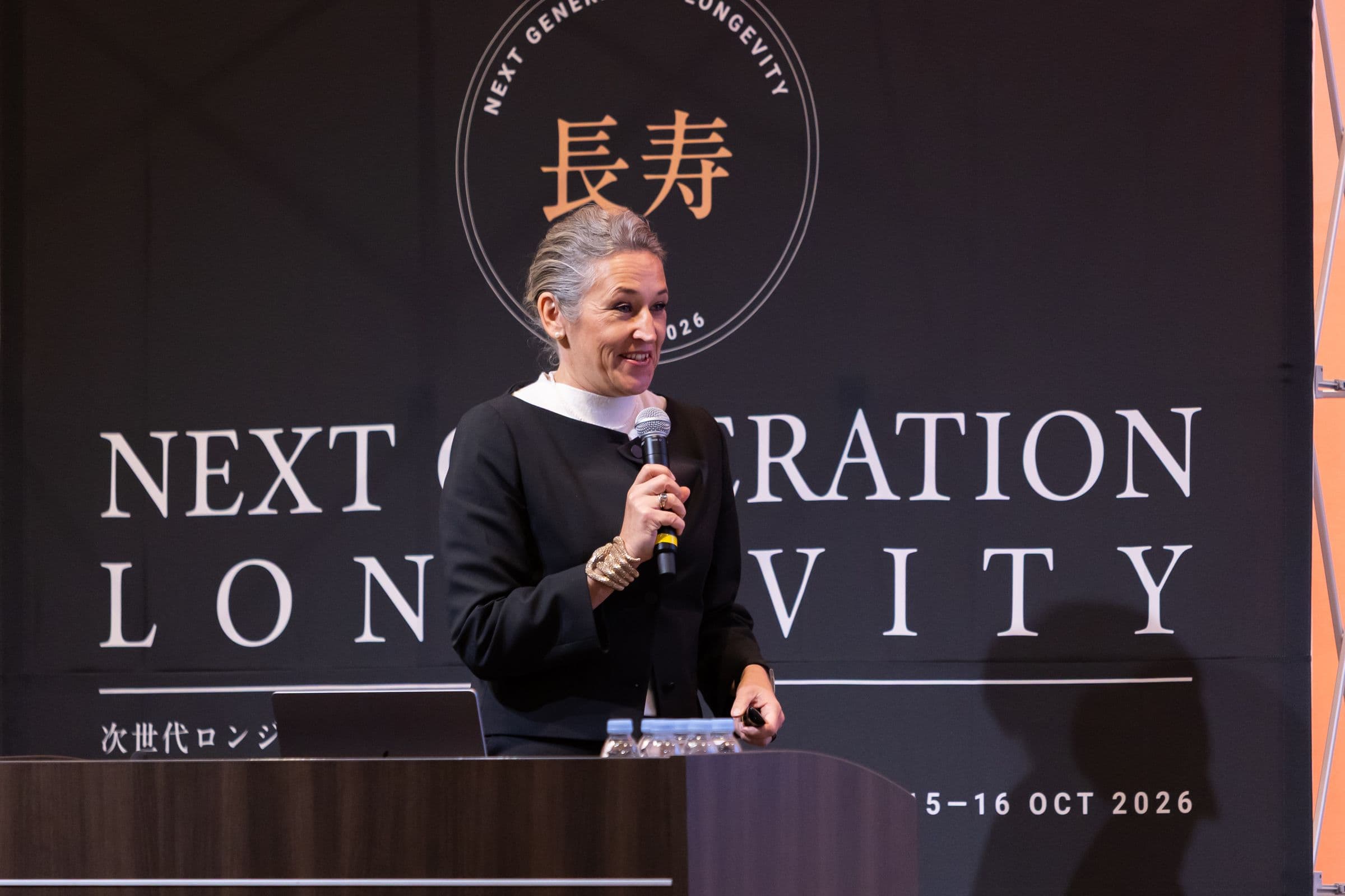 Andrea Maier speaking on the Frontier Stage